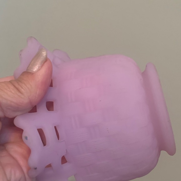 Fenton Lavender Satin Basket weave with tag - Picture 5 of 5